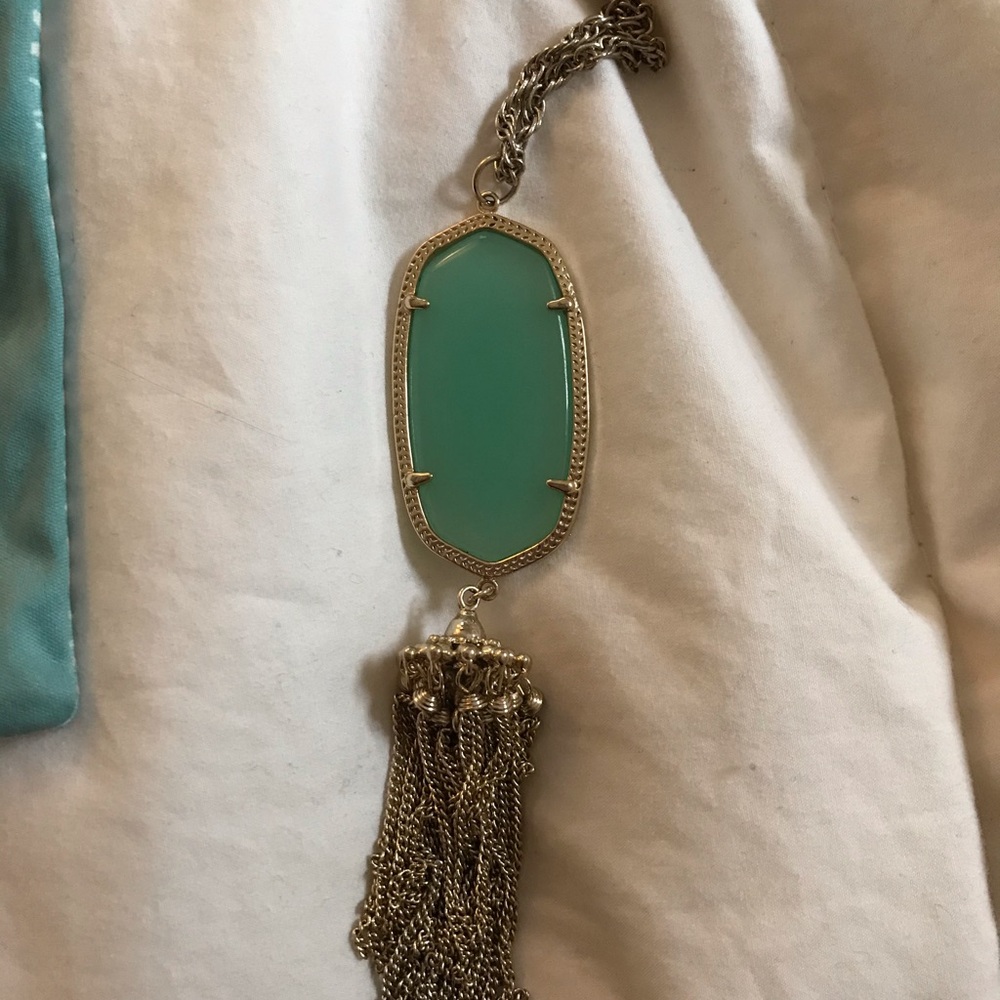 Kendra Scott Necklace